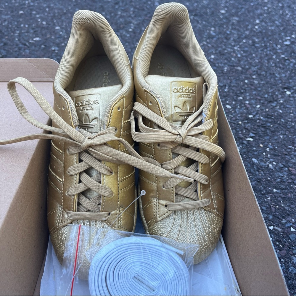 Adidas Metallic Gold Sneakers - Picture 8 of 8